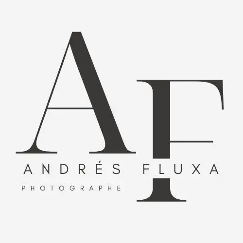 Logo d'Andrés Fluxa, photographe de mariage partenaire de vins-mariages.net.