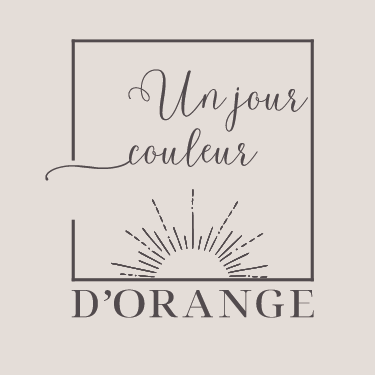 Logo de Un Jour Couleur d'Orange, partenaire événementiel de vins-mariages.net spécialisé dans l'organisation de mariages.